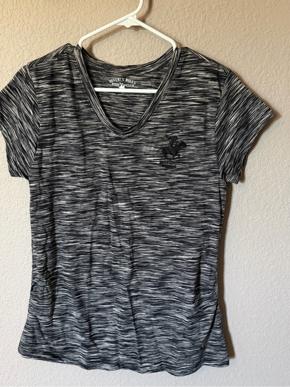 BEVERLY HILLS POLO CLUB Women Juniors Large Short Sleeve V-Neck T-Shirt Top
